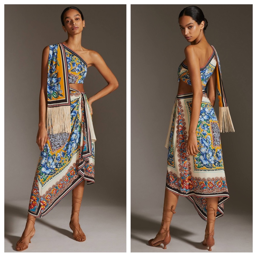 One-Shoulder Floral Scarf-Print Dress in Blue and Gold